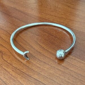Sterling Silver Pandora Star-Embellished Open Bangle